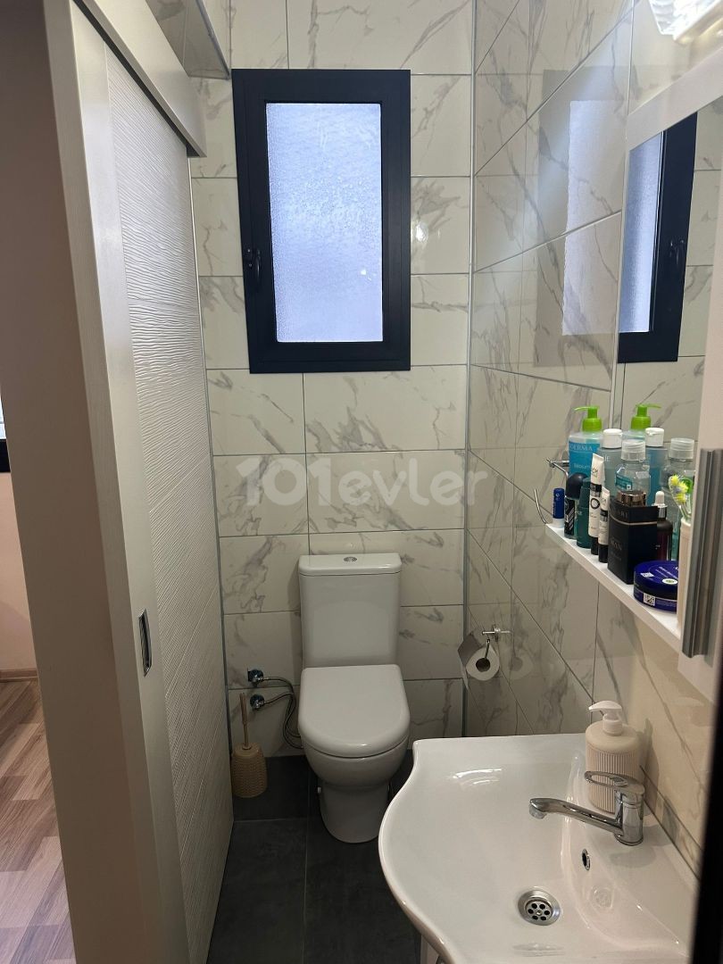 2+1 Apartment mit Bad zu vermieten in Nikosia Küçük Kaymaklı