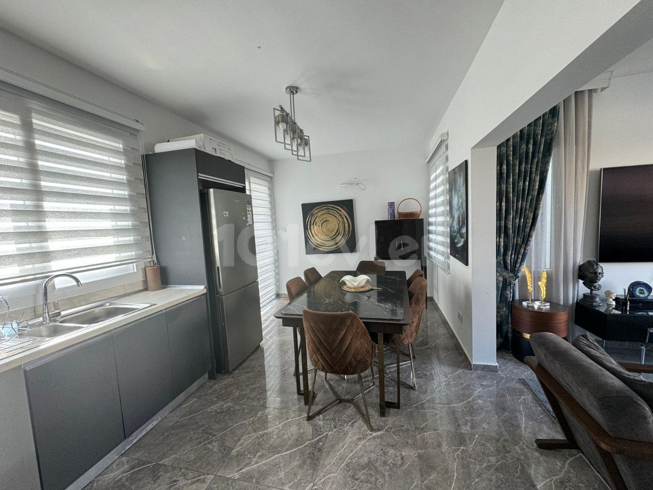 3+1, 160 m2 Terrasse, voll möbliert, Steuern bezahlt, Doppelhaushälfte zum Verkauf in Gönyeli, Nikosia