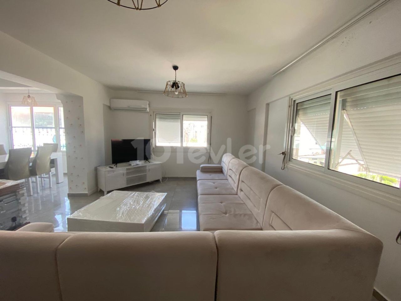 Magnificent 1st Floor, Tastefully Furnished 3+1 Furnished Flat for Rent in Nicosia Dereboyu