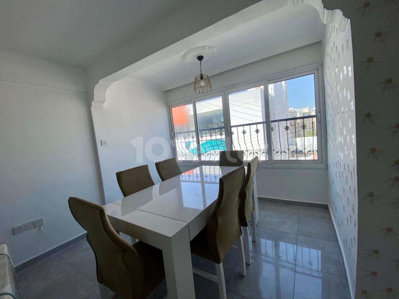 Magnificent 1st Floor, Tastefully Furnished 3+1 Furnished Flat for Rent in Nicosia Dereboyu