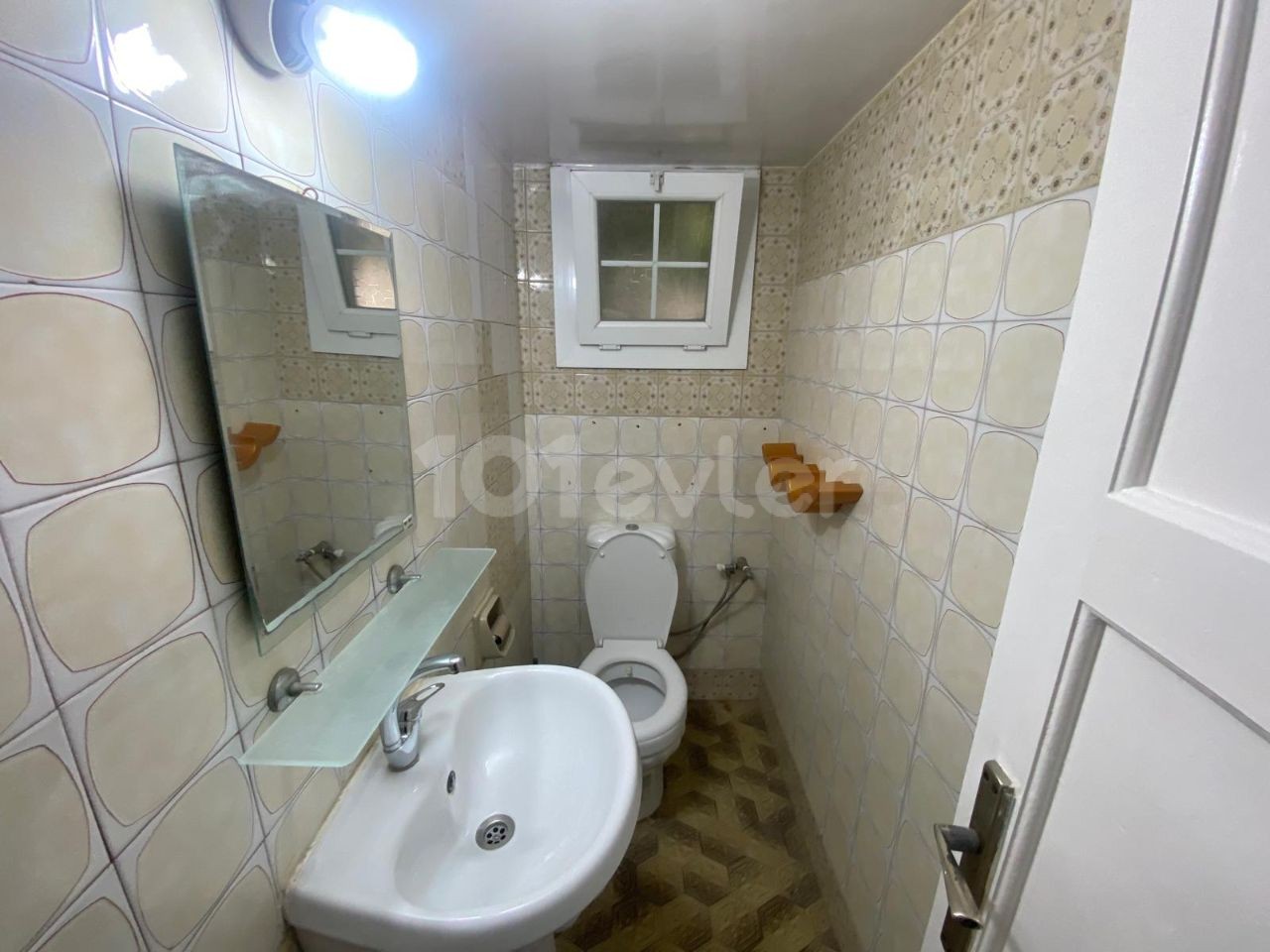 3+1 Centrally Located Detached House for Rent in Nicosia Taskinköy