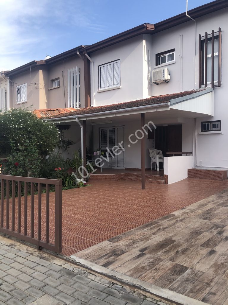 Semi Detached For Sale in Güzelyurt Merkez, Guzelyurt