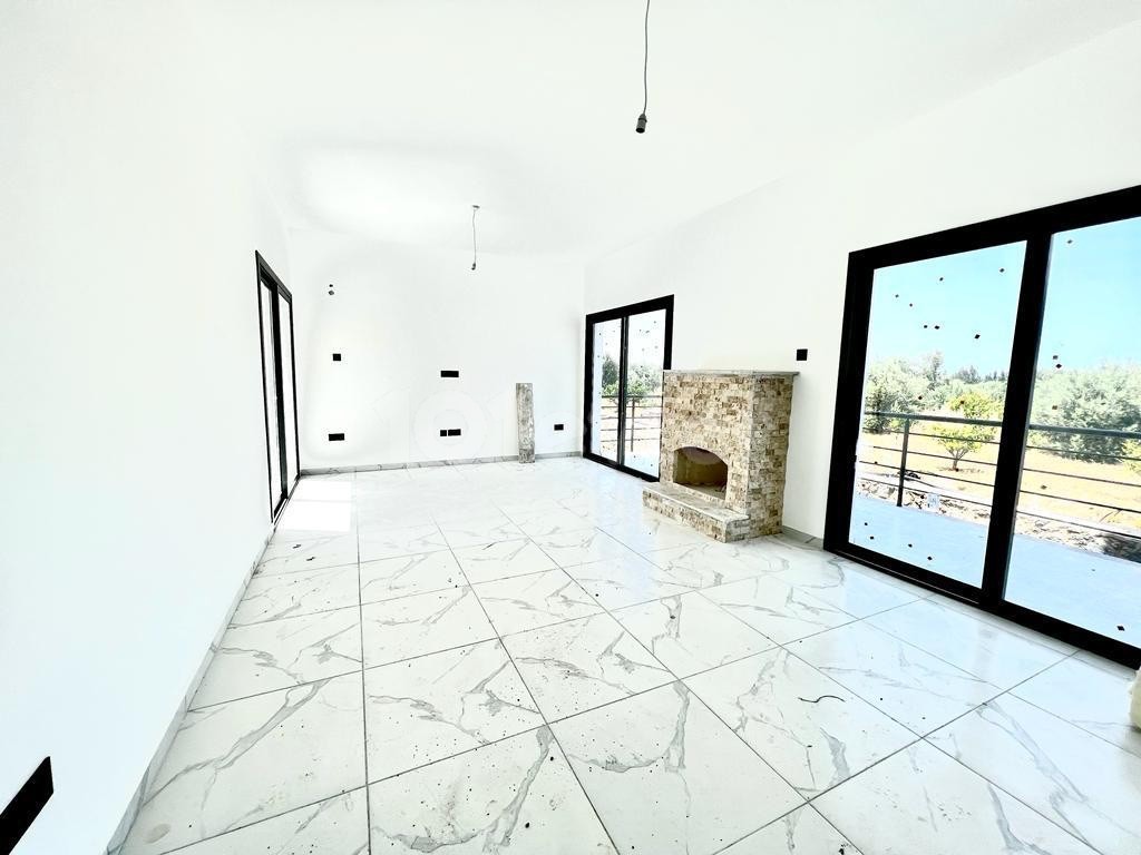 Newly Finished Opportunity Near the Sea, Spacious and Spacious 4+1 Villa in Karşıyaka