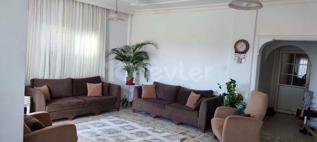 3+1 FLAT FOR SALE WITH SEA VIEW IN GULSEREN REGION IN MAGUSA!! ** 