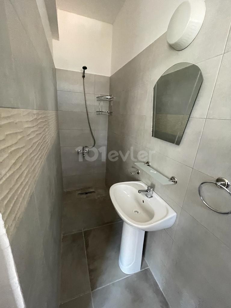 Mağusa sakarya bölgesinde kiralık lüks stüdyo daire‼️