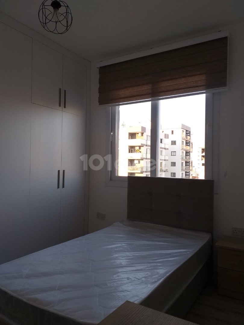 2+1 Wohnung zu günstigen Mieten in Famagusta Canakkale ** 