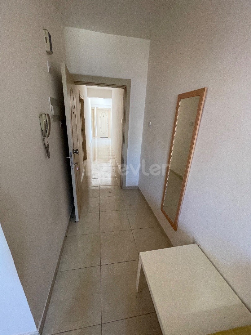 Erschwingliche 1+1 Wohnung zu vermieten in Famagusta Salamis Straße️ ** 