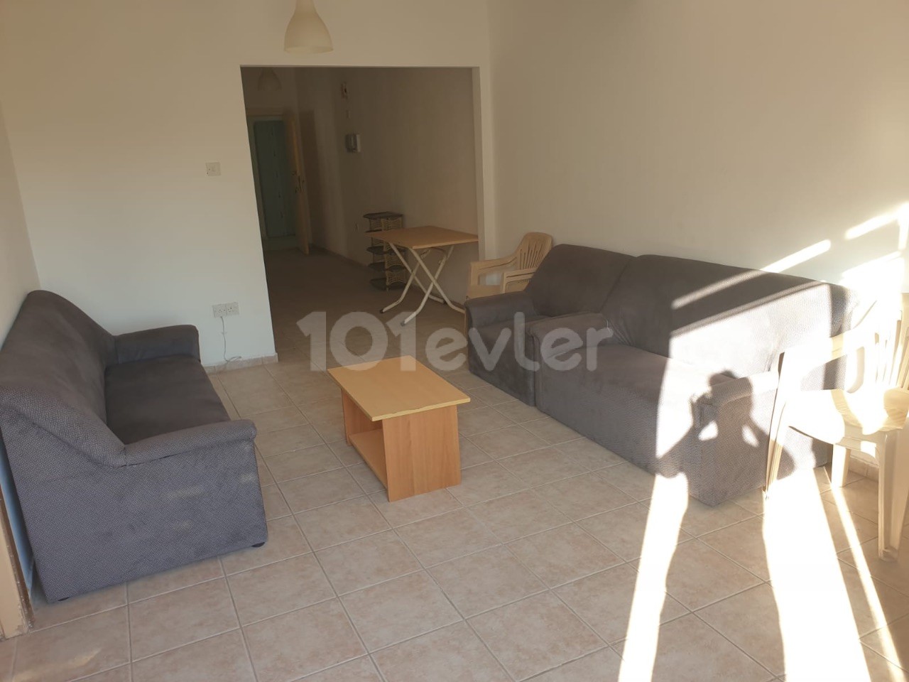 5 MIN WALK TO THE SCHOOL ON SALAMIS STREET 10 MONTHLY 3 + 1 RENTAL APARTMENT ** 