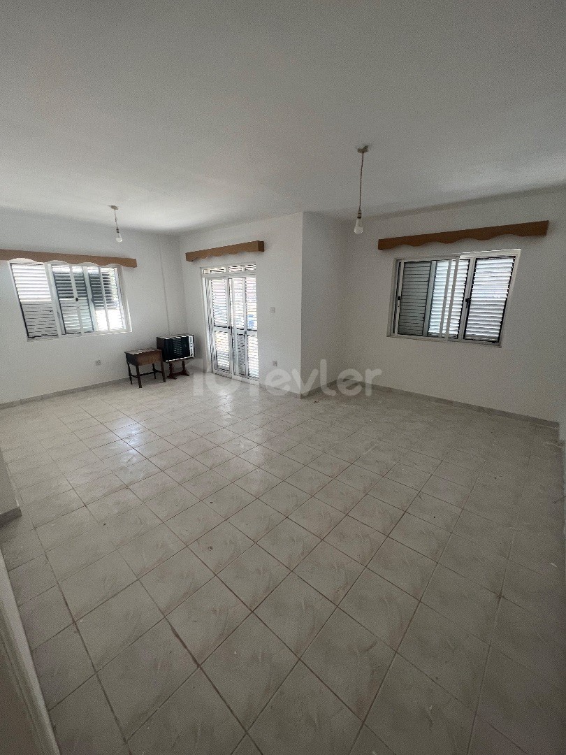 Turkish cob 3 + 1 apartment for sale in Dumlupınar district of Famagusta ‼️ ** 