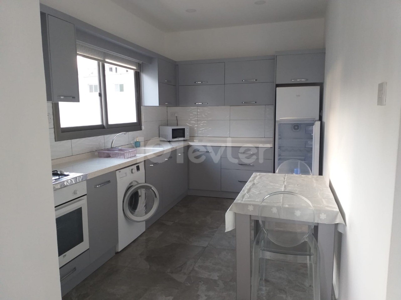 1+1 große Wohnung in Famagusta tekant in Llogara im Llogara ** 