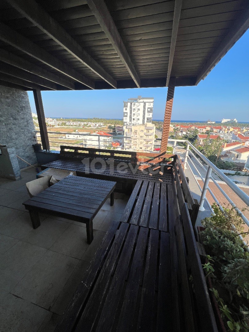 Komplett möbliertes Luxus-Penthouse zur Jahresmiete in Yenibogazici, Famagusta ❕❕