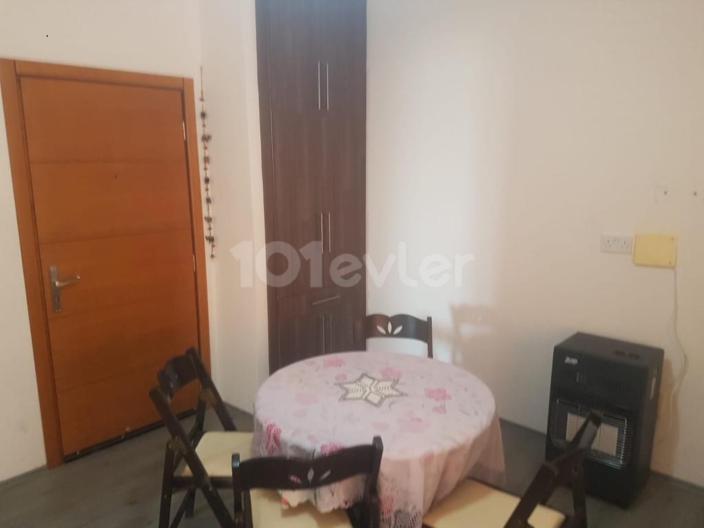 1+1 flat for rent on Salamis street in Famagusta, 5 minutes walking distance from the school ‼️