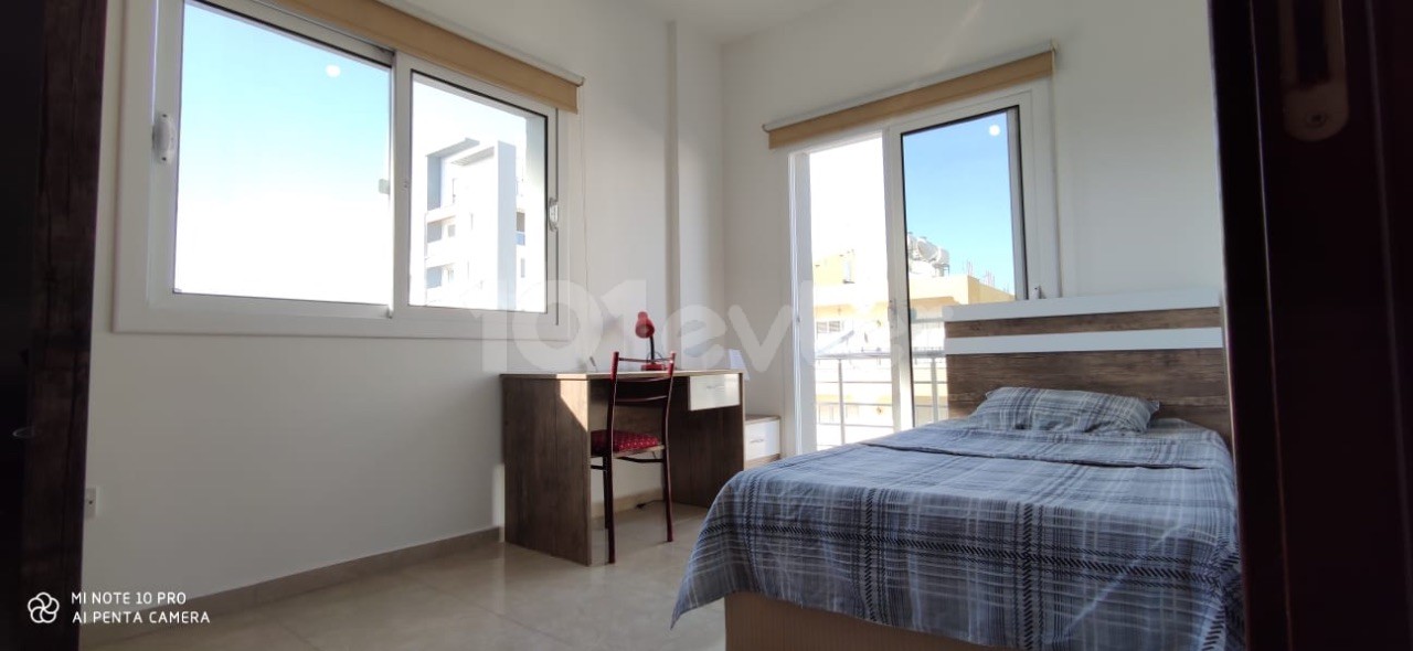 1 + 1 apartment for rent 10 minutes walking distance to Daü in Famagusta water internet dues weekly room cleaning included in the price with campaign prices for the summer ayırtın‼️