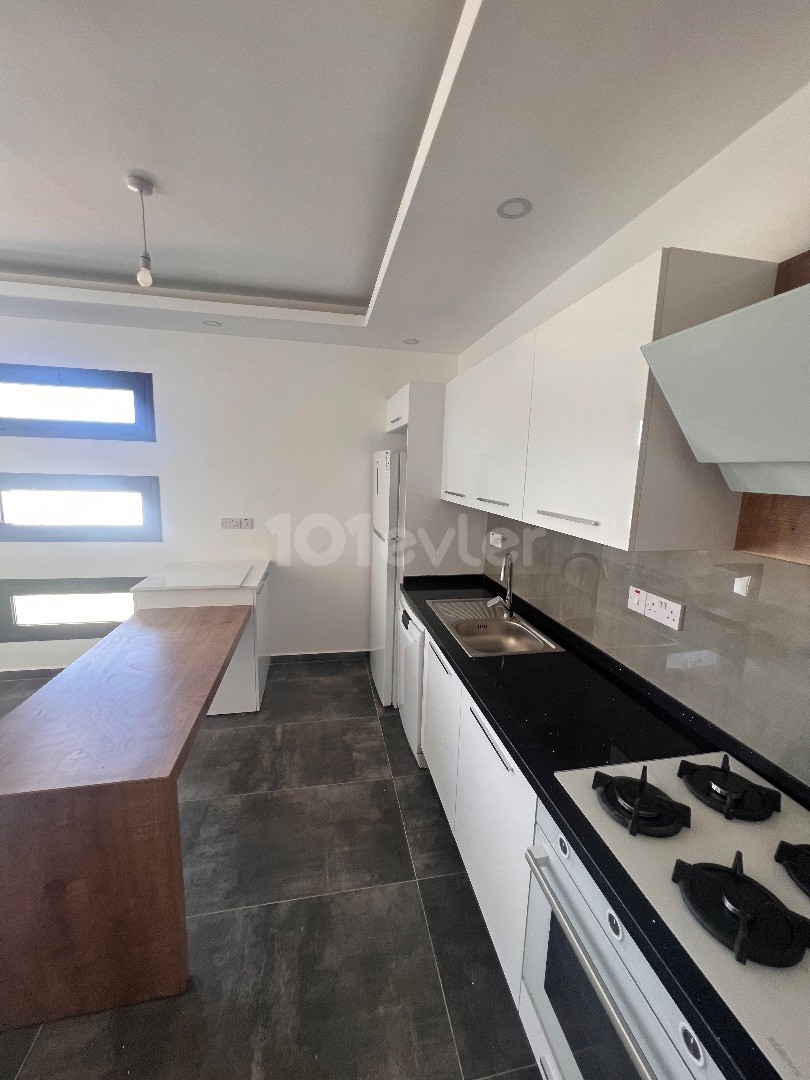 New 2+1 apartment for rent in Famagusta Gülseren area ‼️eksik furnishings will be completed 