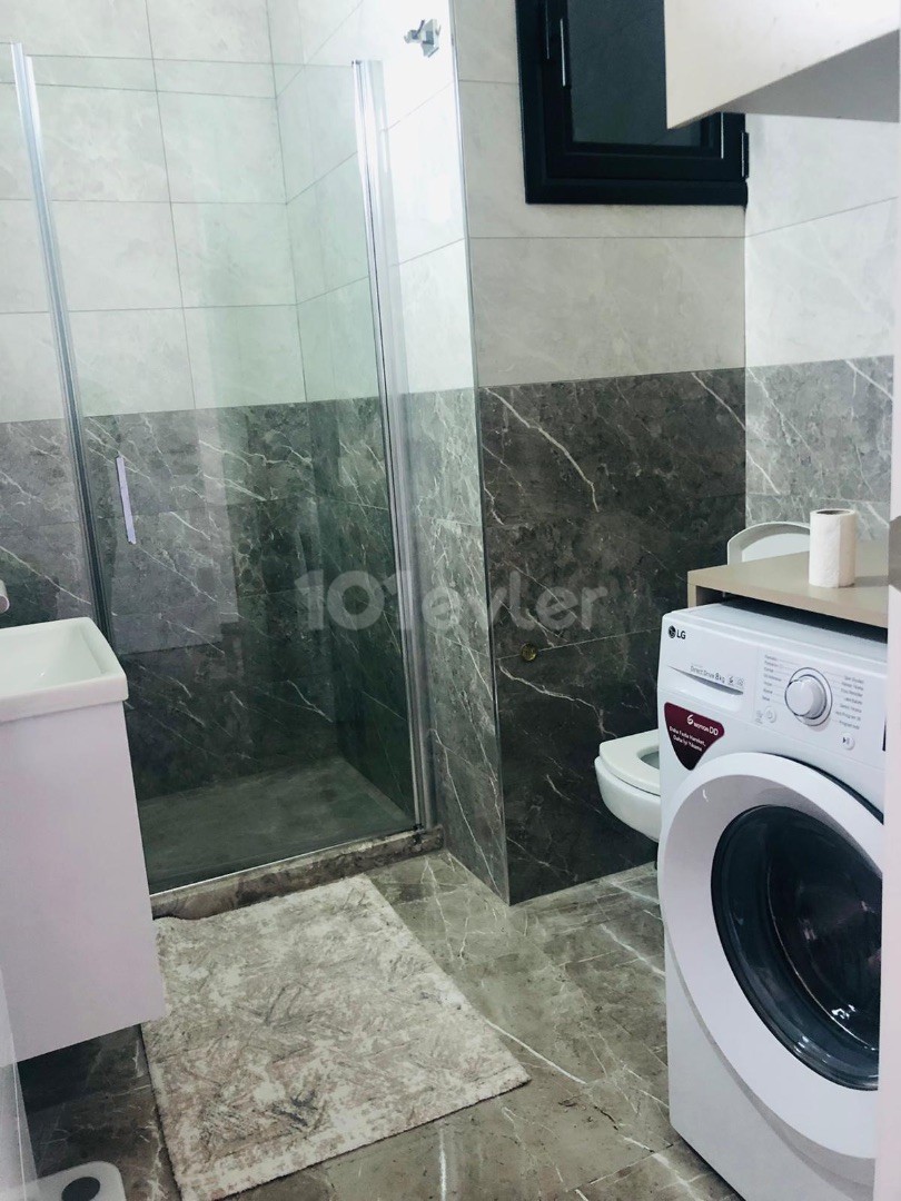 Voll möblierte 2+1 Penthouse zum Verkauf in Famagusta Yeniboğaziçi Bereich ‼️