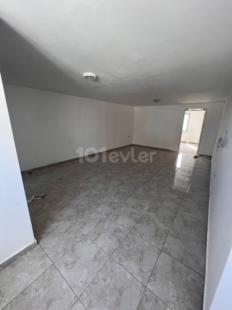 2 minutes walking distance to the school on Salamis Street in Famagusta 1+1 apartment for rent is being completely renovated and will be rented fully furnished ‼️