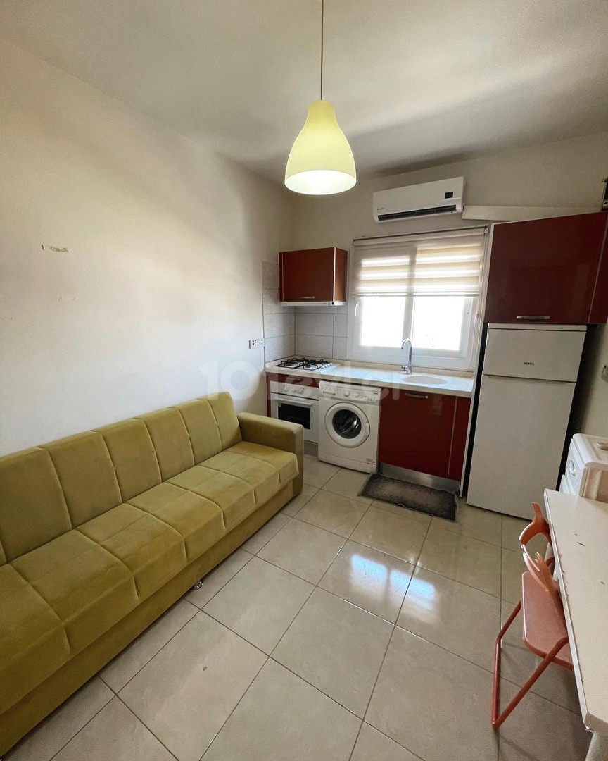 1+1 apartment for rent on Salamis Street in Famagusta, 10 minutes walking distance to Daü ‼️Temmuz end of July 