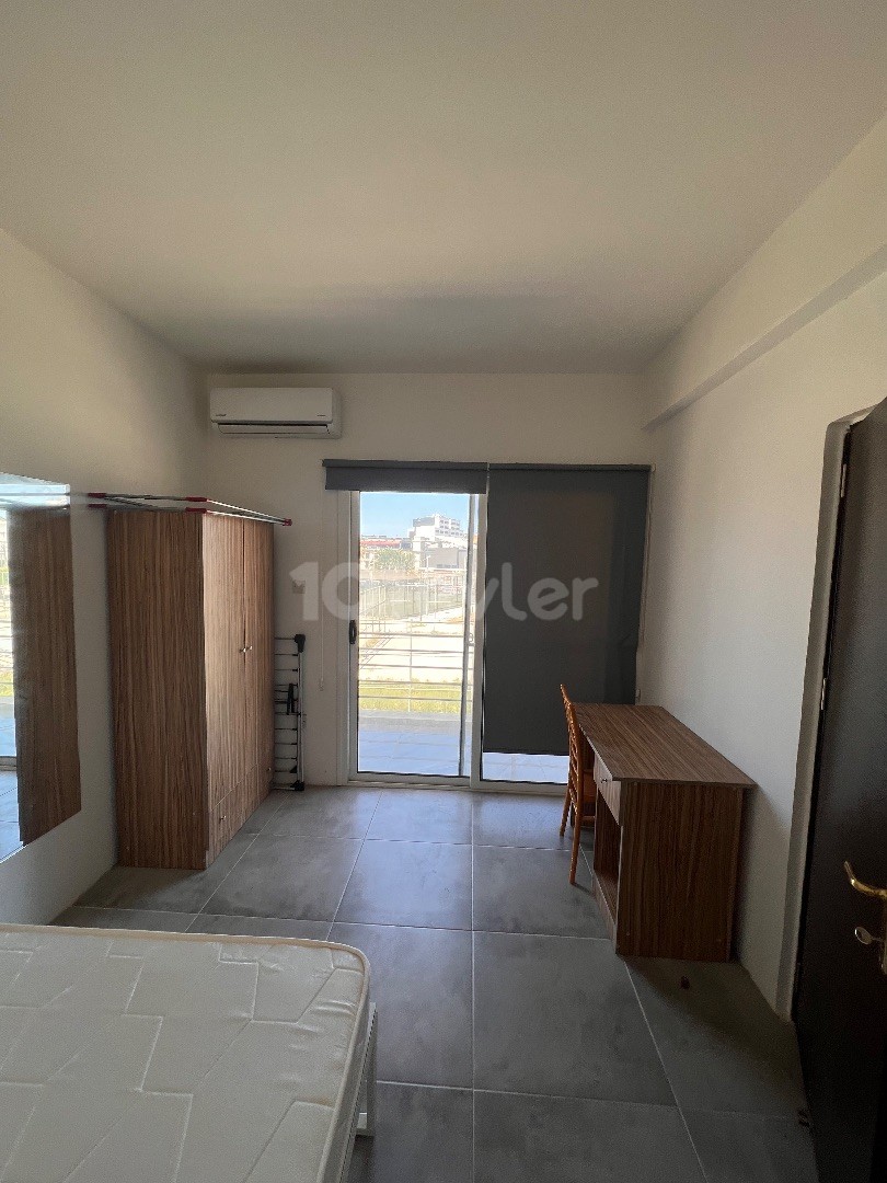 1+1 flat for rent next to the bus stop opposite Salamış Street in Famagusta Sakarya region, water is included in the price!!