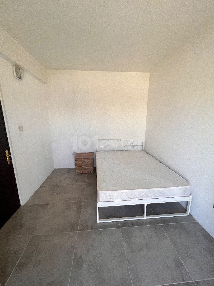 1+1 flat for rent next to the bus stop opposite Salamış Street in Famagusta Sakarya region, water is included in the price!!