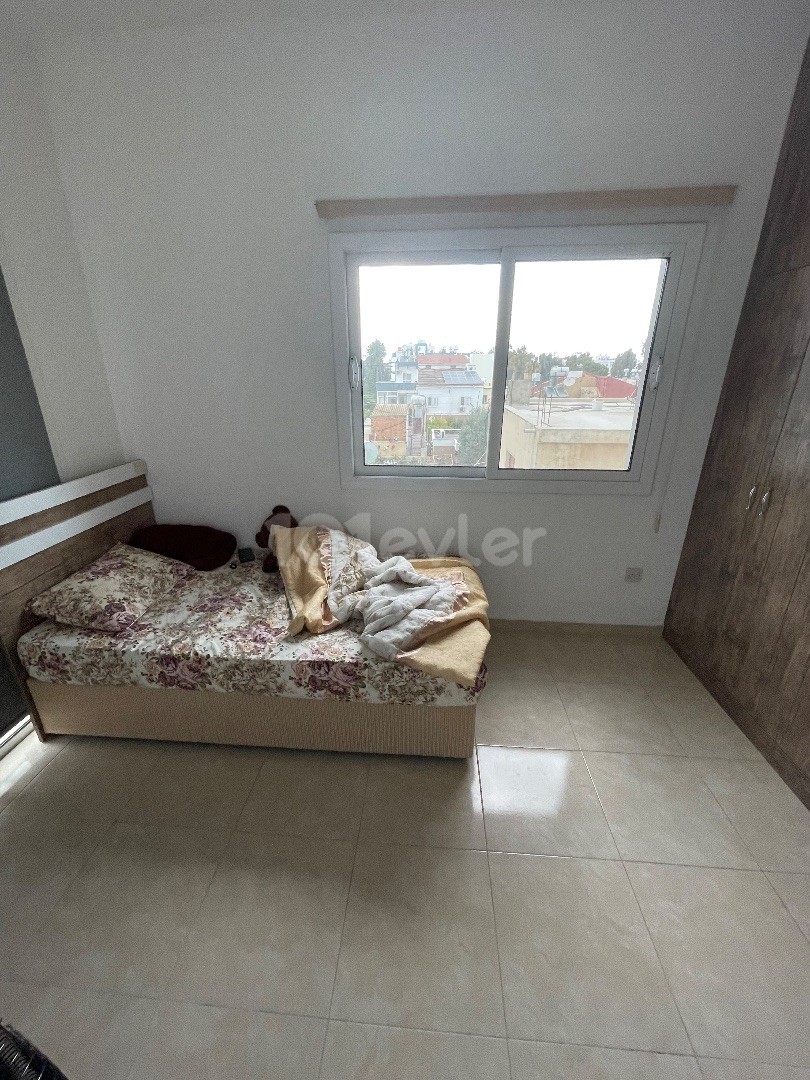 Affordable apartment for rent in the center of Famagusta, 10 minutes walking distance from EMU. Don't forget to reserve your place at promotional prices for July. ❕❕Water, internet dues, apartment cleaning are included in the price