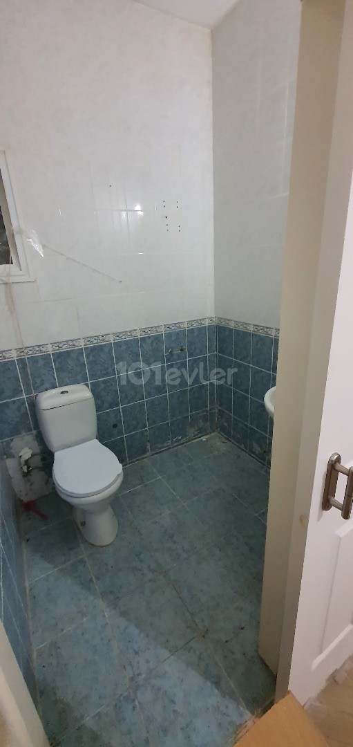 Mağosa da Kiralık  Full eşyalı 3+1 daire