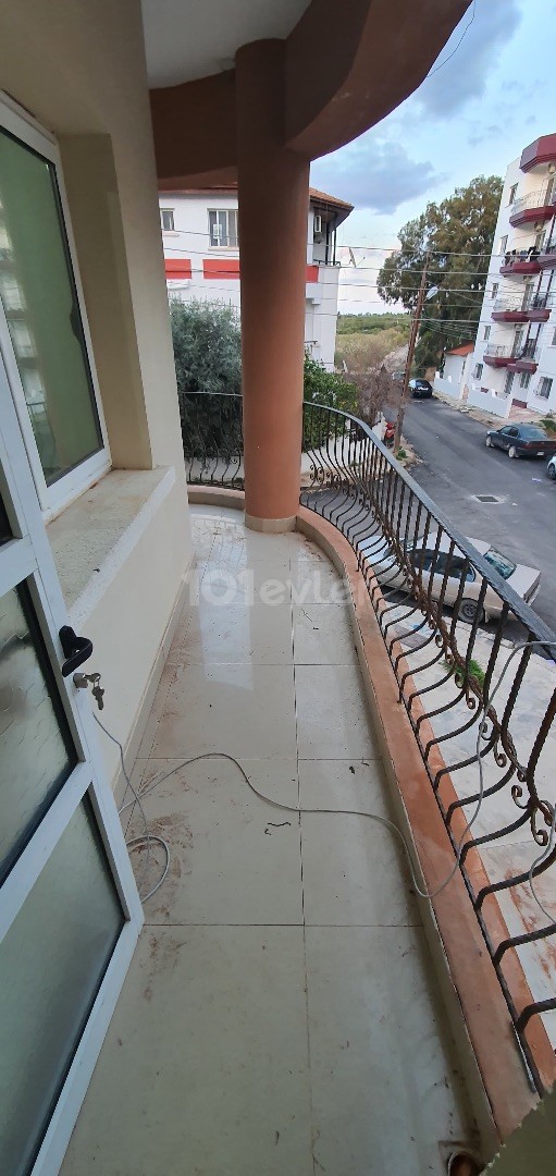 Komplett möblierte 3+1-Wohnung zur Miete in Famagusta