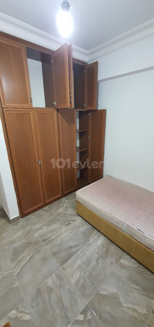 Mağosa da Kiralık  Full eşyalı 3+1 daire