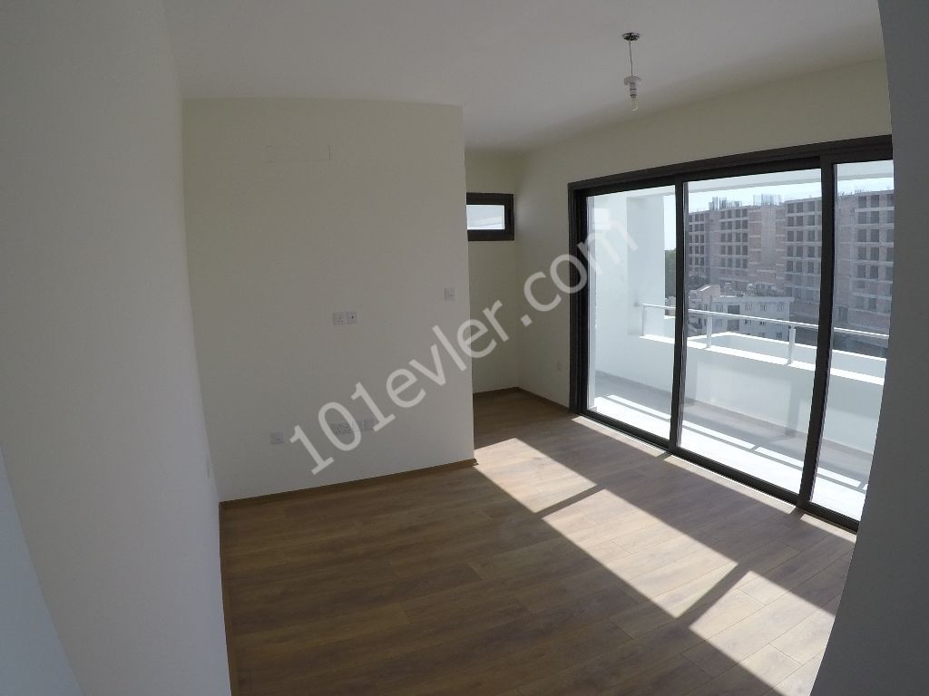 Lefkoşa Kumsal Bölgesinde Satılık 3+1 Dublex Penthouse Daire