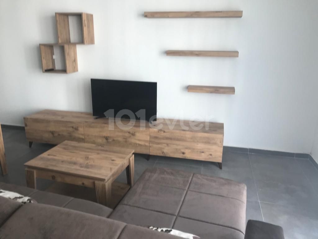 Flat To Rent in Karaoğlanoğlu, Kyrenia