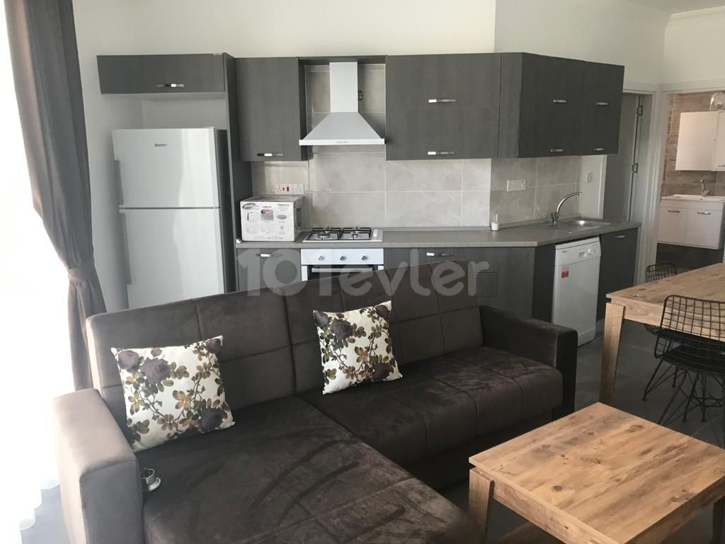 Flat To Rent in Karaoğlanoğlu, Kyrenia