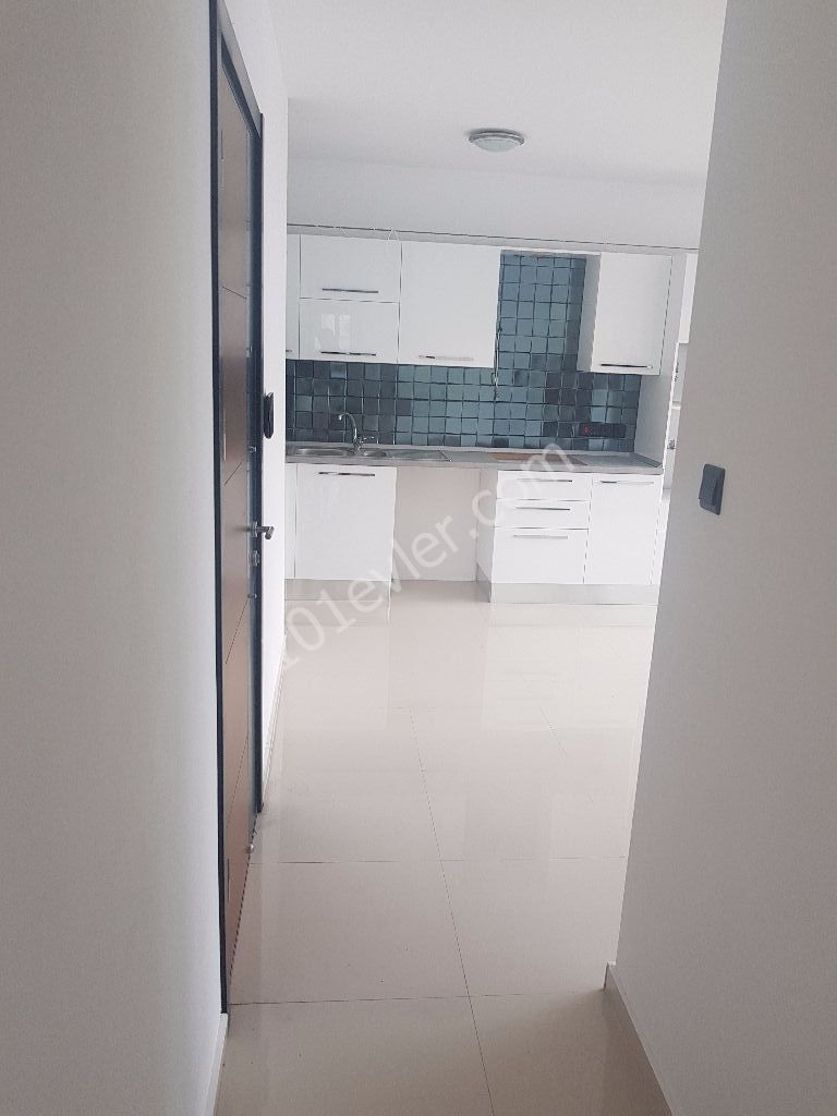 Flat For Sale in Yukarı Girne, Kyrenia