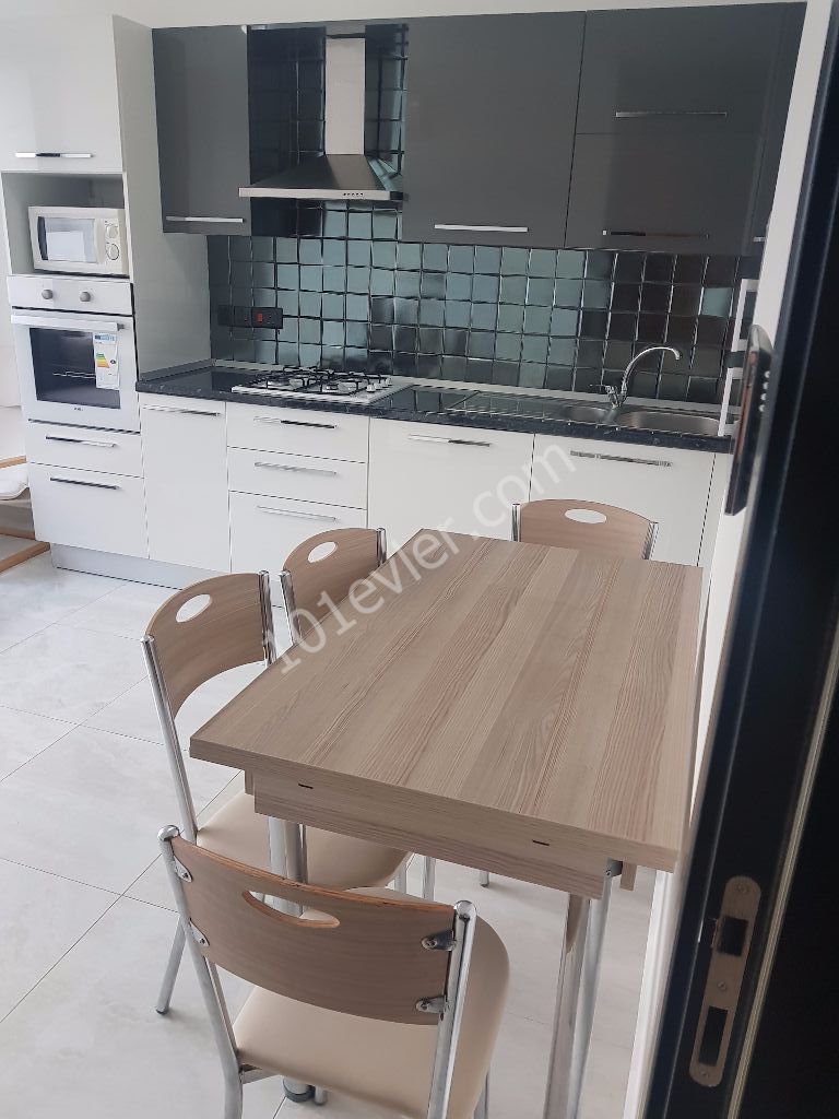 Girne Merkezde Kiralık Daire