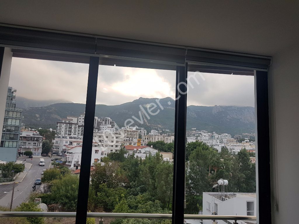 Girne Merkezde Kiralık Daire