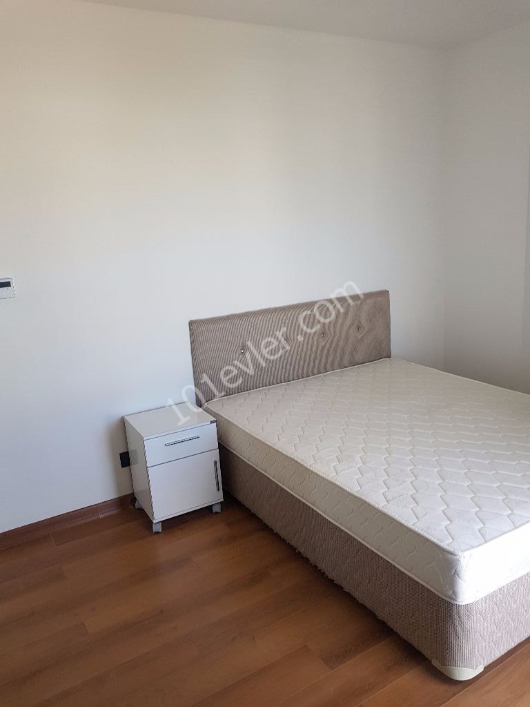 Penthouse To Rent in Yukarı Girne, Kyrenia