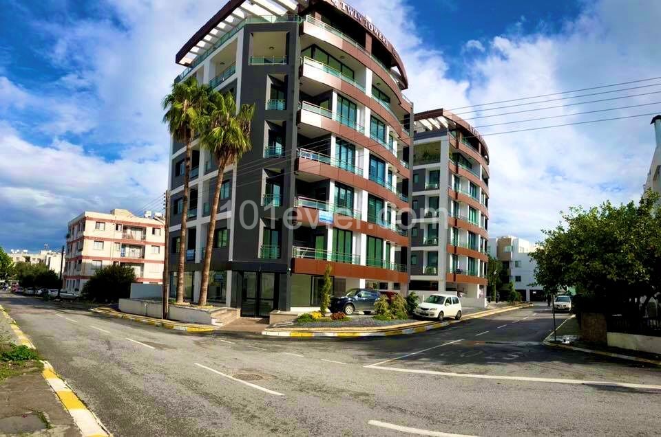 2+1 Flat for SALE (FOR SALE) in Twin Towers in Kyrenia Center, (Immediate Deed, TURNKEY)! ** 