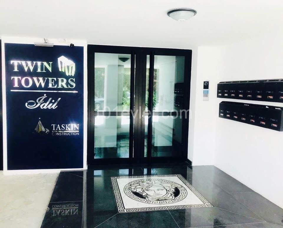 Girne Merkez'de Twin Towers'de SATILIK (FOR SALE) 2+1 Apartman Dairesi, (Hemen TAPU, Hemen ANAHTAR TESLİM)!