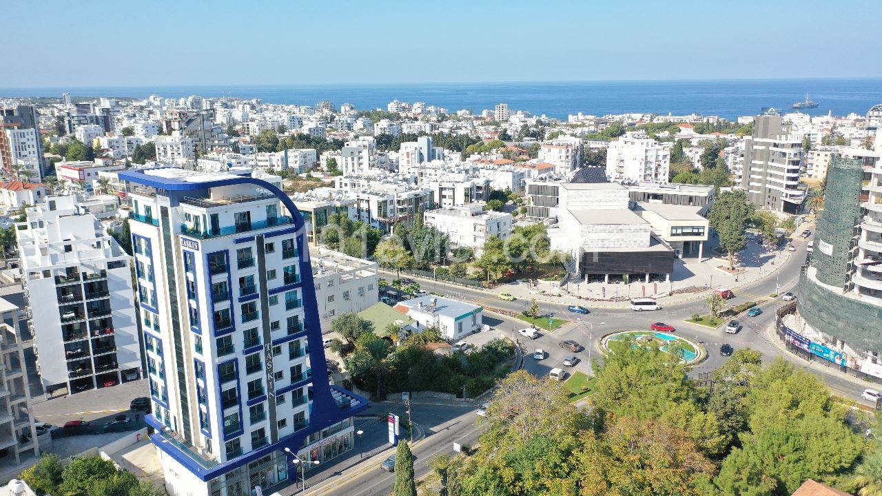 Girne Merkez'de Prestijli ATA Tower'de KİRALIK (FOR RENT) DÜKKAN!