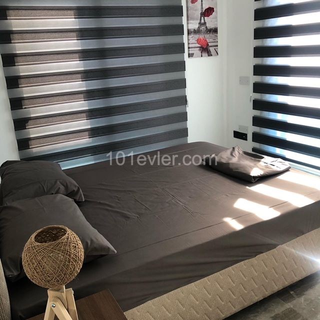 Mieten (for RENT) Wohn-oder Büro in Kyrenia Zentrum in der renommierten ATA to Llogara de! KEINE KOMMISSION!! ** 