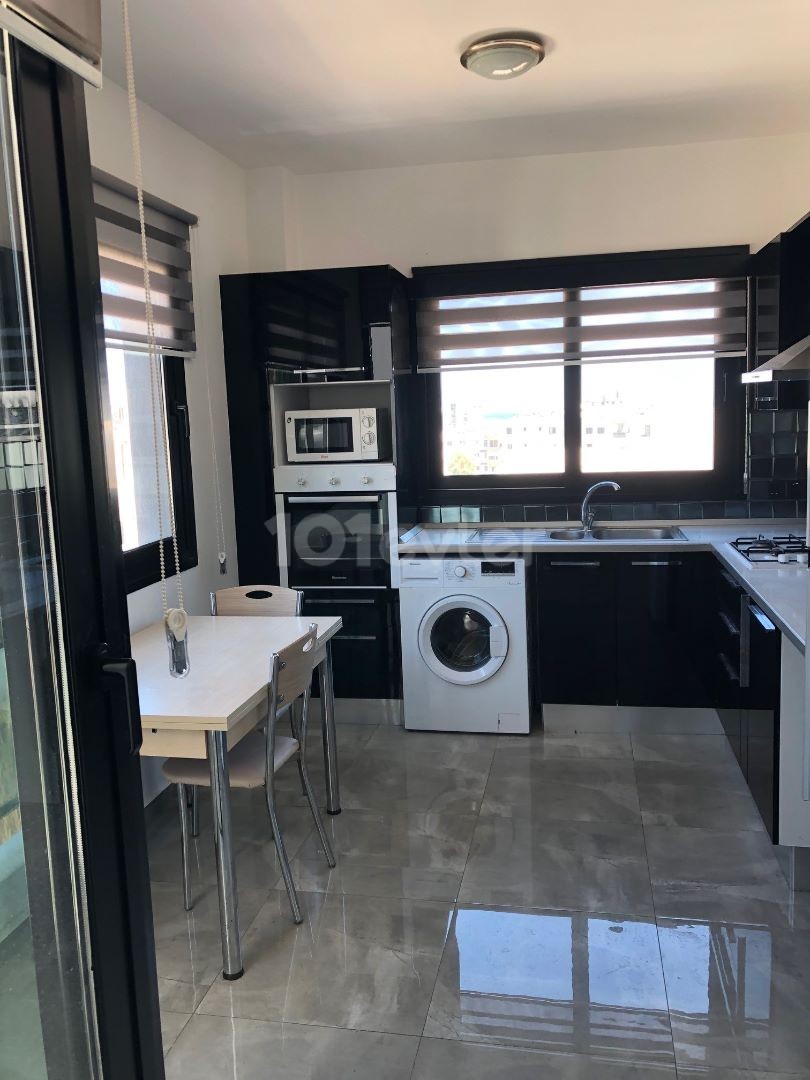 Girne Merkez'de Twin Towers'de Kira Getirisi Yüksek, SATILIK (FOR SALE) 2+1 Apartman Daireleri, (Hemen TAPU, Hemen ANAHTAR TESLİM)!