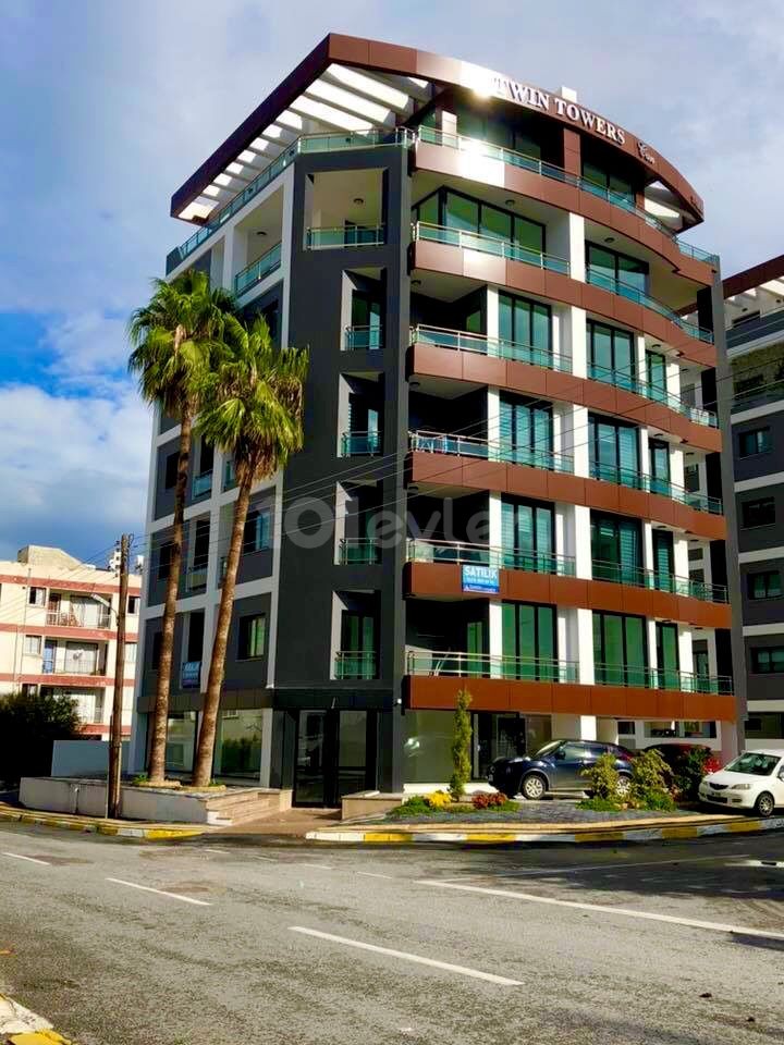 Girne Merkez'de Twin Towers'de Kira Getirisi Yüksek, SATILIK (FOR SALE) 2+1 Apartman Daireleri, (Hemen TAPU, Hemen ANAHTAR TESLİM)!