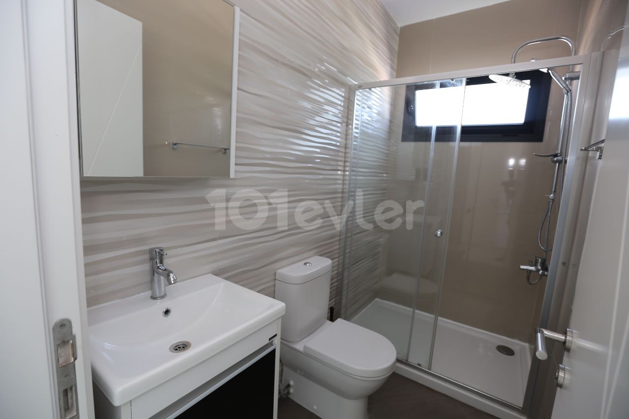 Girne Merkez'de Twin Towers'de Kira Getirisi Yüksek, SATILIK (FOR SALE) 2+1 Apartman Daireleri, (Hemen TAPU, Hemen ANAHTAR TESLİM)!