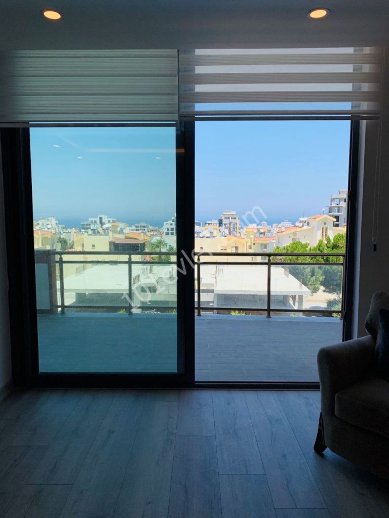 Flat To Rent in Yukarı Girne, Kyrenia