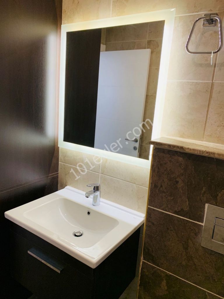 Flat To Rent in Yukarı Girne, Kyrenia