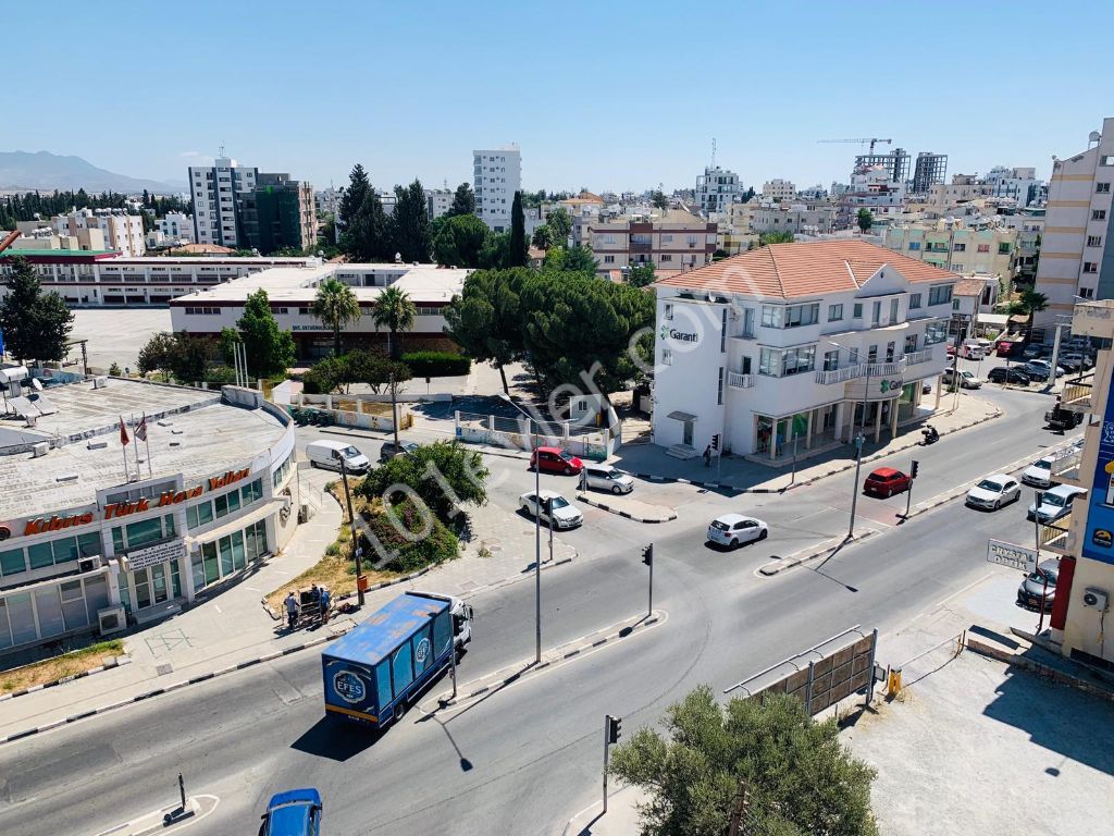 (*No Commission) 3+1 Flat at Walking Distance to Bus Services and DEREBOYU-the Center of Shopping and Social Life in Nicosia!