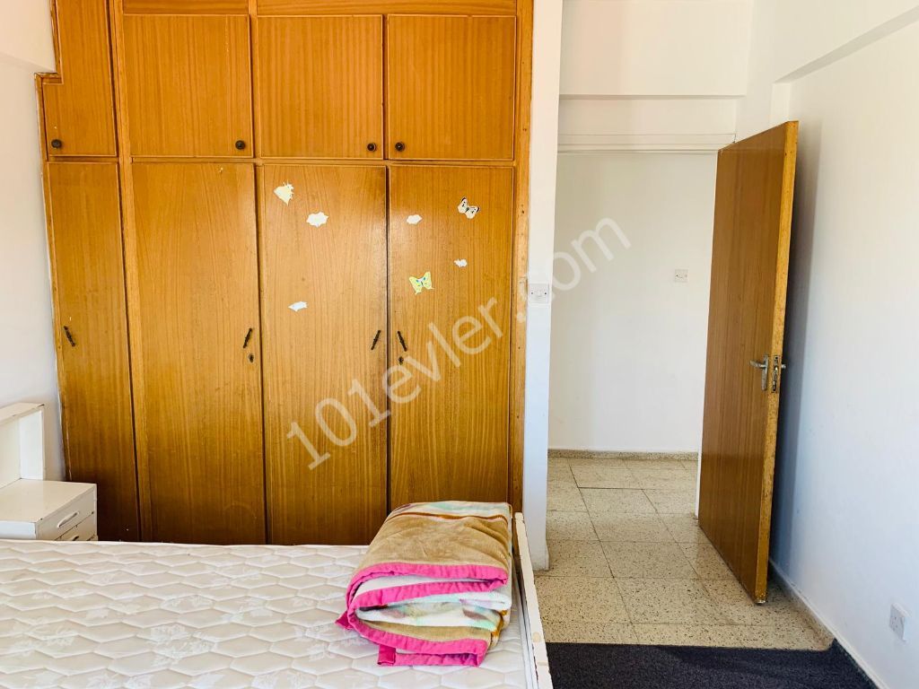 (*No Commission) 3+1 Flat at Walking Distance to Bus Services and DEREBOYU-the Center of Shopping and Social Life in Nicosia!