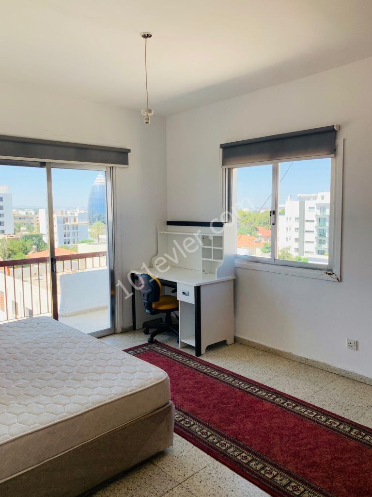 (*No Commission) 3+1 Flat at Walking Distance to Bus Services and DEREBOYU-the Center of Shopping and Social Life in Nicosia!