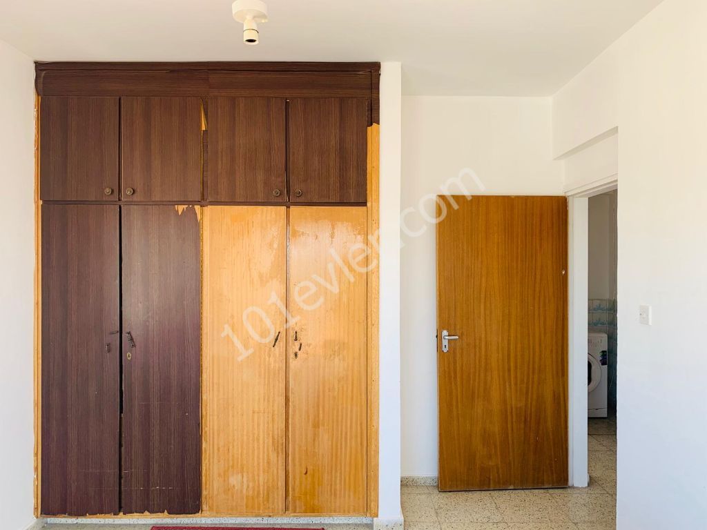 (*No Commission) 3+1 Flat at Walking Distance to Bus Services and DEREBOYU-the Center of Shopping and Social Life in Nicosia!