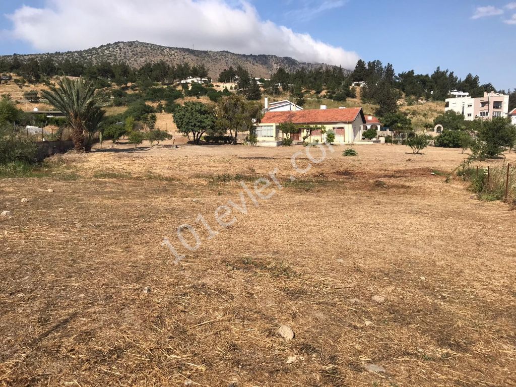 Residential Zoned Plot For Sale in Boğaz, Kyrenia