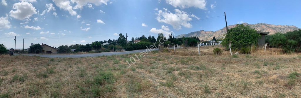 Residential Zoned Plot For Sale in Boğaz, Kyrenia