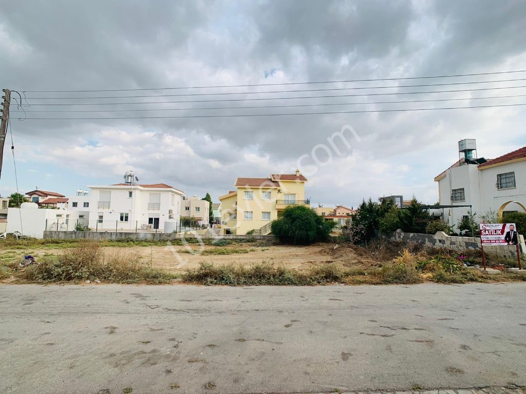 TRIPLEX VILLA PLOT in the Very Center of a Very Decently Located Area in NICOSIA-METEHAN ** 